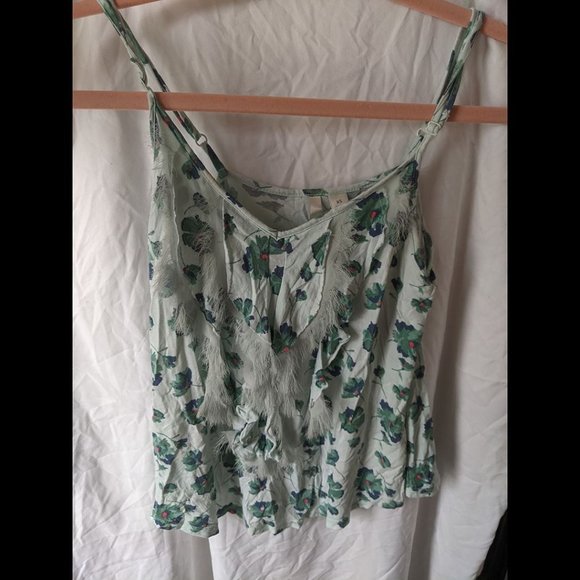 Lauren Conrad Light Blue Floral Tank Top w/ Ruffle Accents Size XS - Picture 5 of 6